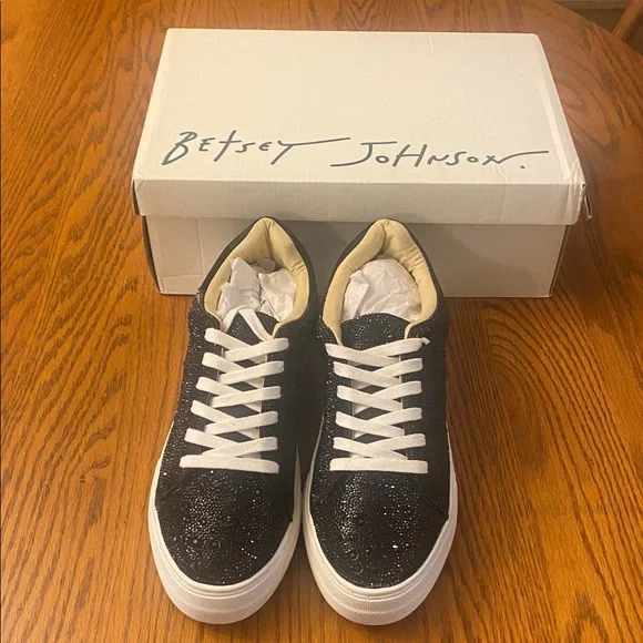 NWT Betsey Johnson Sparkling Black Platform Sneakers - Picture 5 of 5